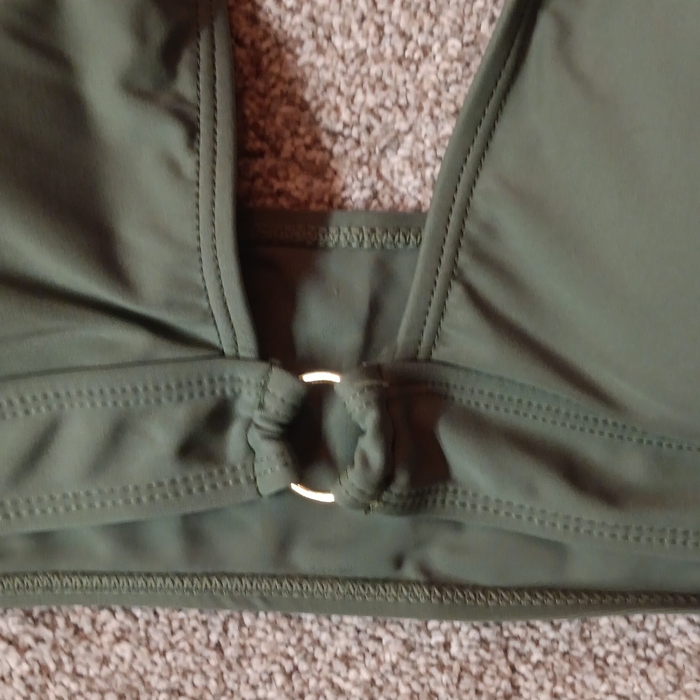 Size large 2 piece bikini - Picture 4 of 6